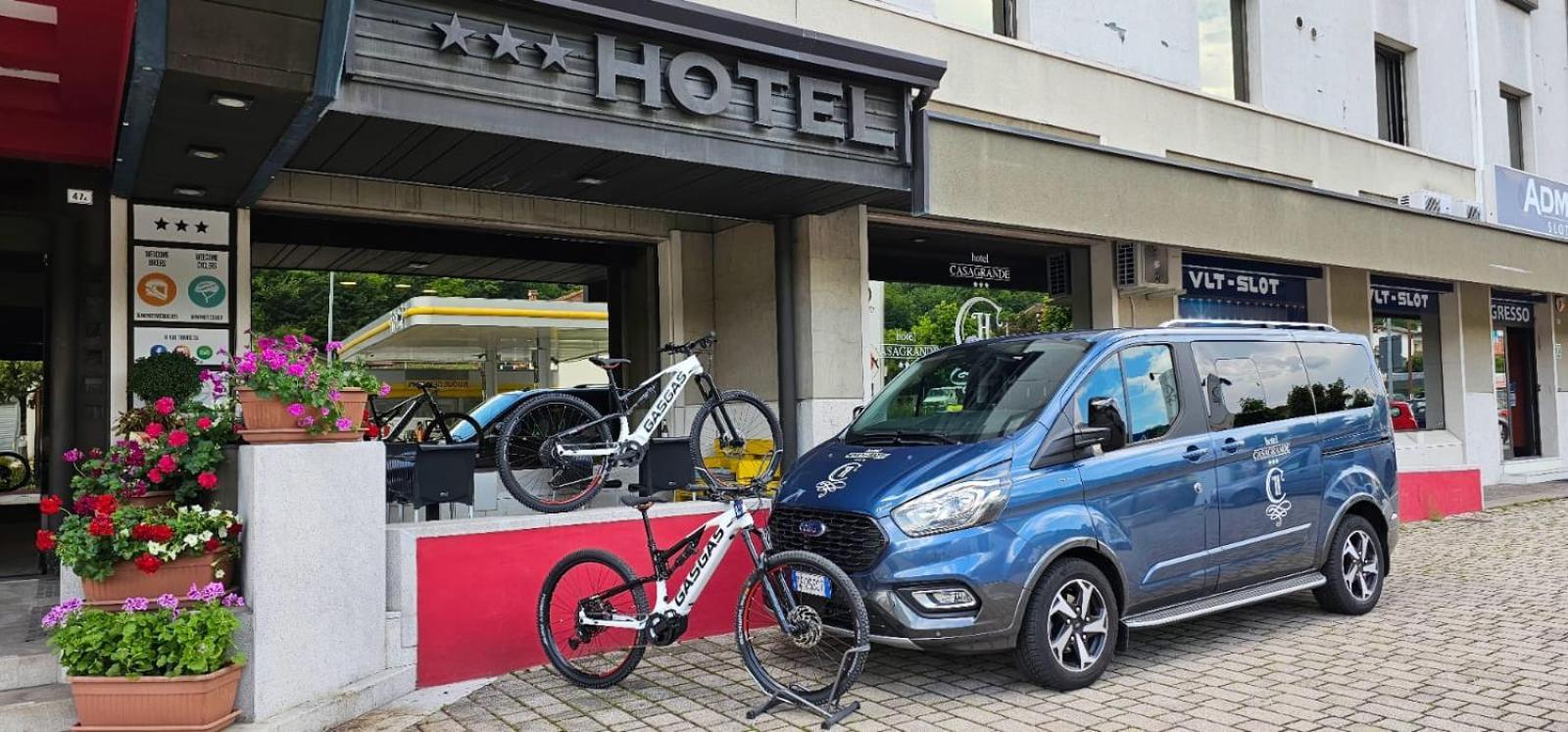 Hotel Casagrande Feltre Exterior foto